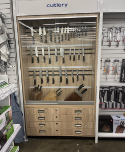 Cutlery-display-retail-SAM-Auctions